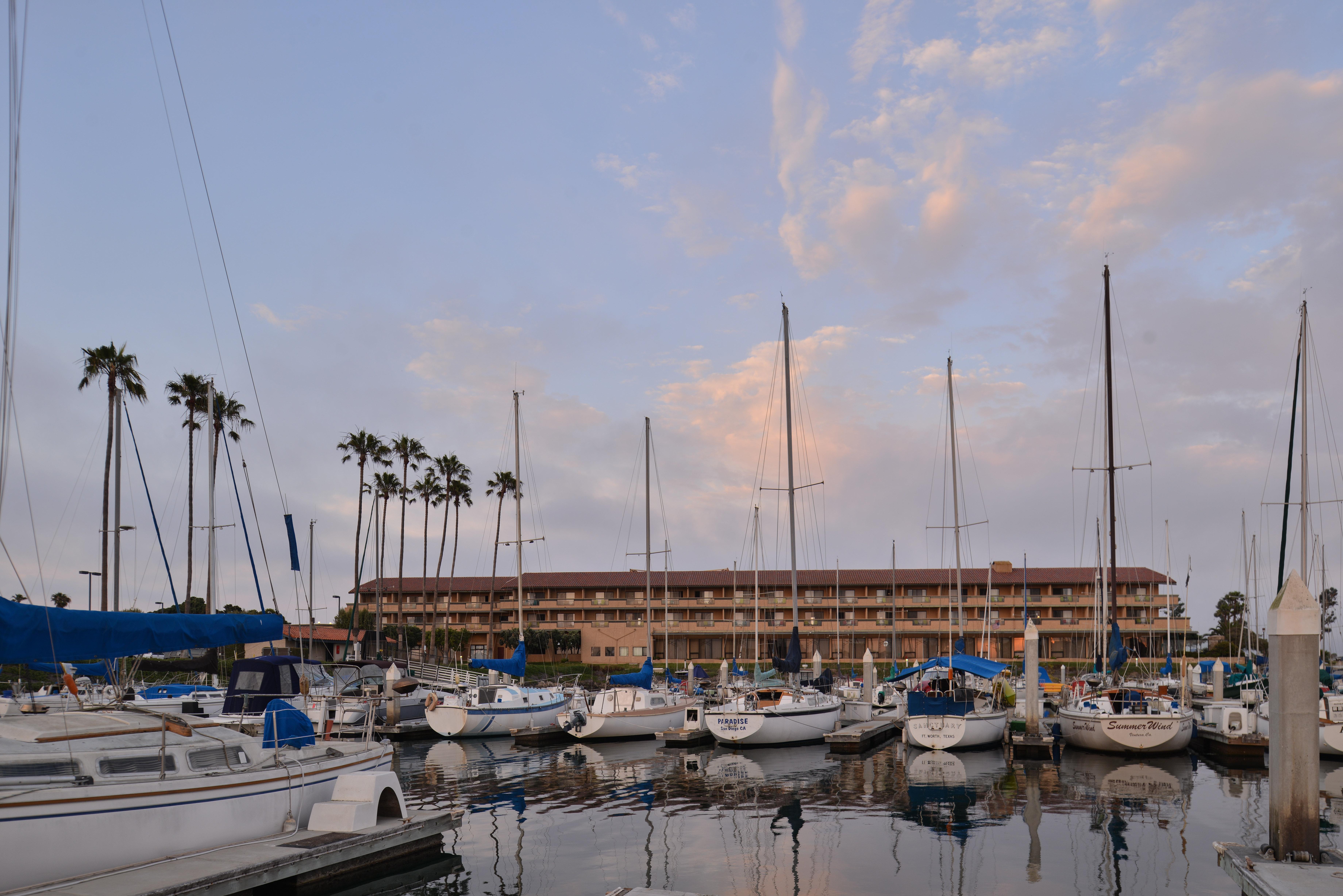 Holiday Inn Express Hotel & Suites Ventura Harbor By Ihg Exterior foto
