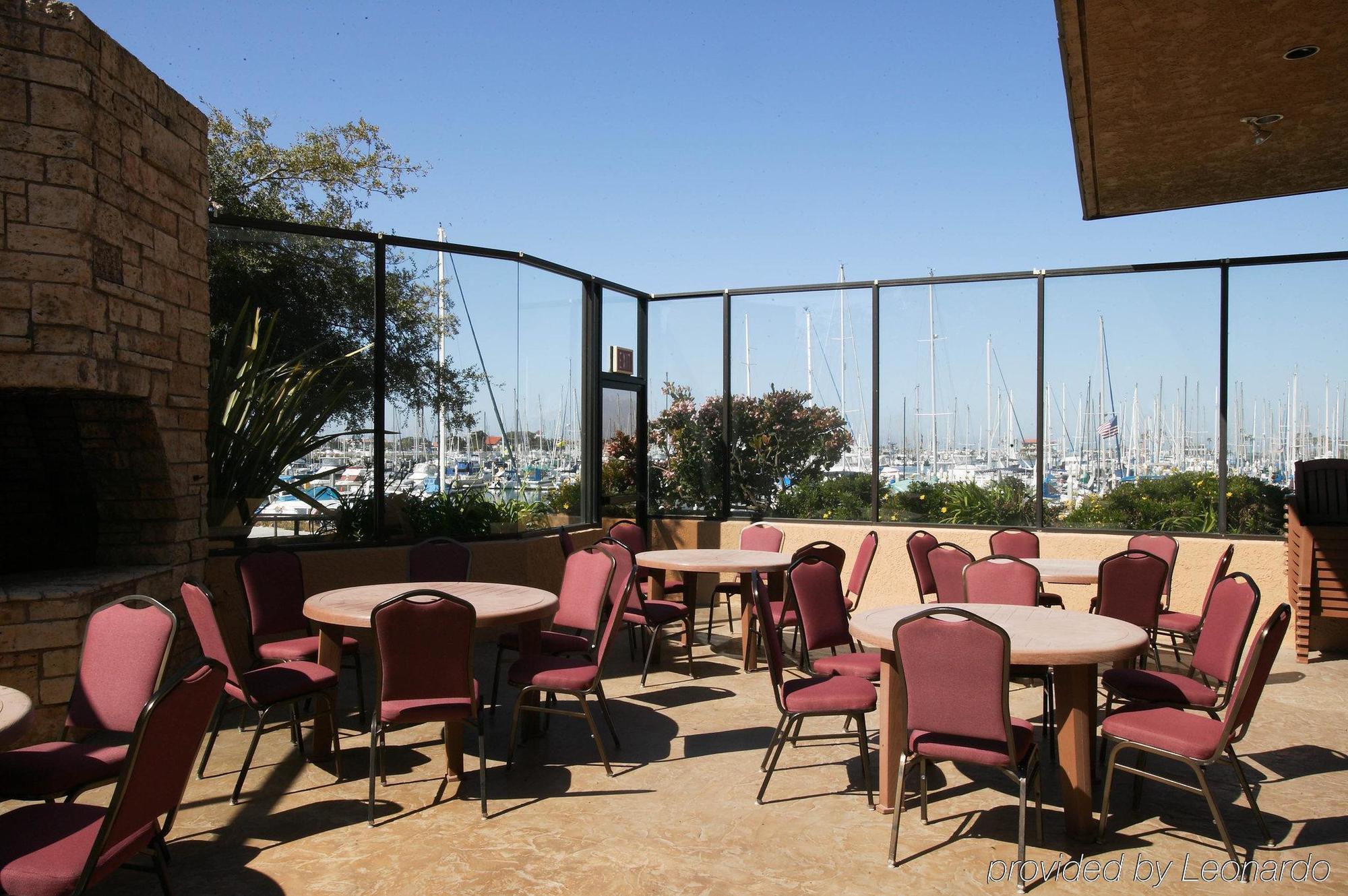 Holiday Inn Express Hotel & Suites Ventura Harbor By Ihg Exterior foto
